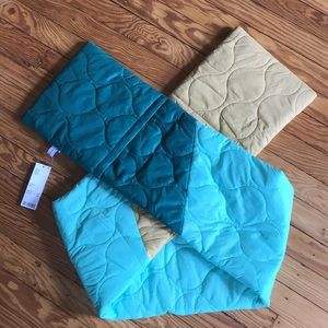 Urban outfitters puffy scarf